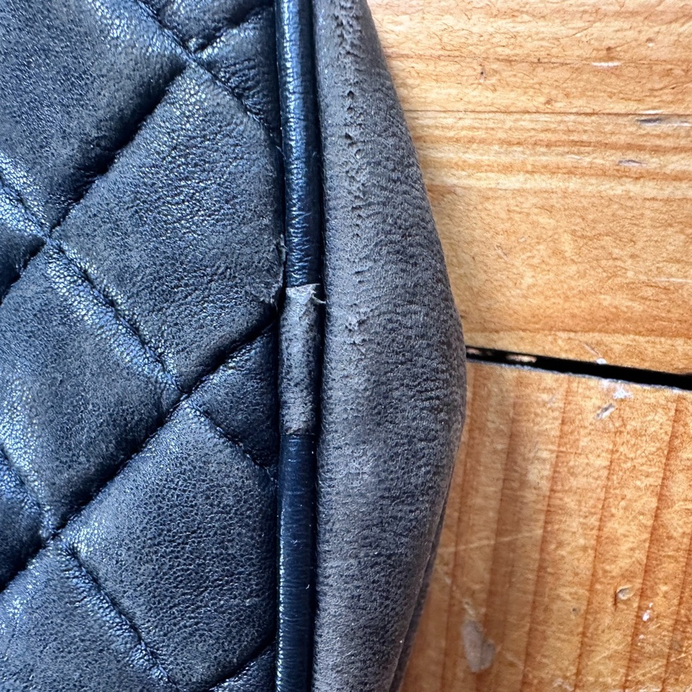 Elegant Vintage Black Quilted Evening Bag - Picture 5 of 5